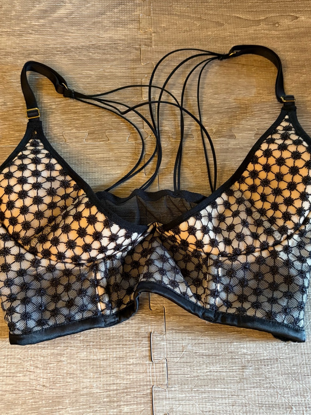Victorias Secret Luxe Bra 34B Lingerie Starburst Black Longline Strappy Back